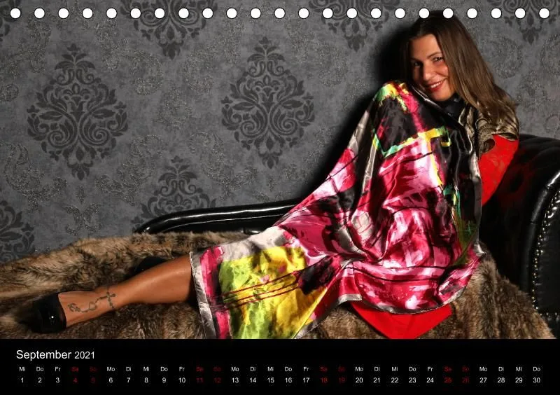 Andrea in Silk, Sexy