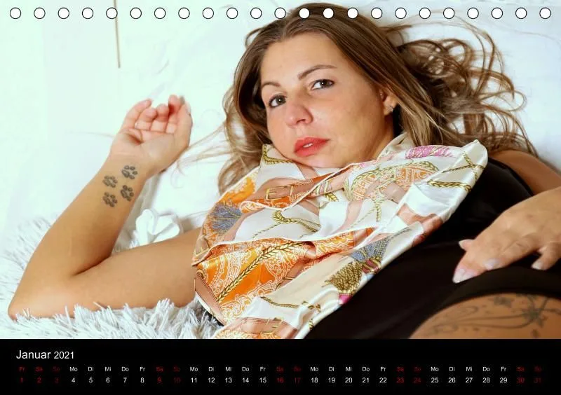 Andrea in Silk, Sexy