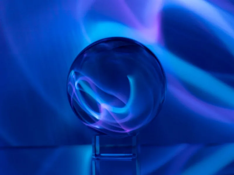 Glaskugel 9