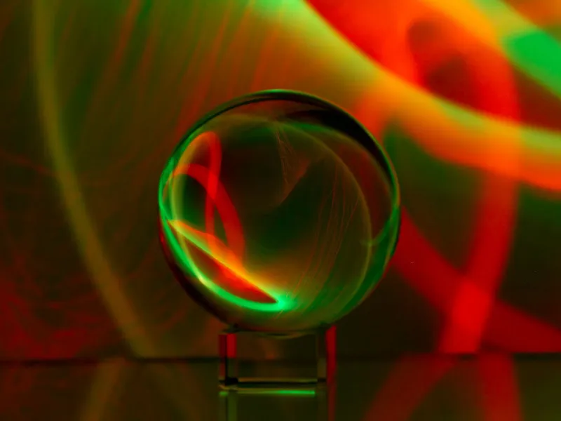 Glaskugel 4