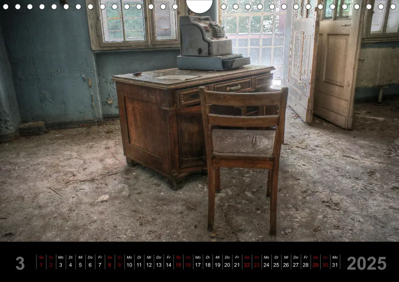Stühle/Sessel in Lost Places - A4 - 2025
