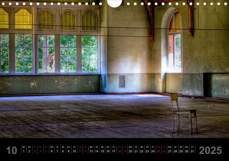 Stühle/Sessel in Lost Places - A4 - 2025
