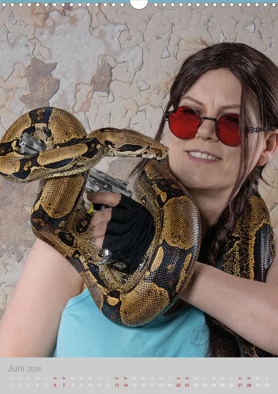 Zeitlose Eleganz trifft Abenteuer – der Lara-Croft-Cosplay-Kalender