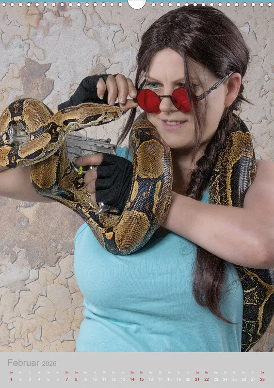 Zeitlose Eleganz trifft Abenteuer – der Lara-Croft-Cosplay-Kalender
