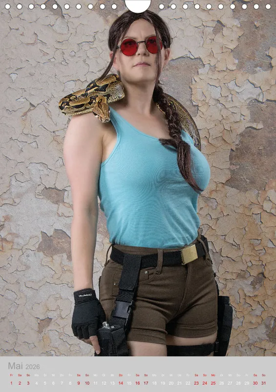 Zeitlose Eleganz trifft Abenteuer – der Lara-Croft-Cosplay-Kalender