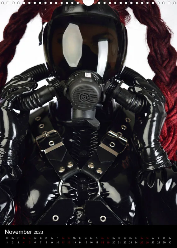 Gasmask Goddes A4 hoch