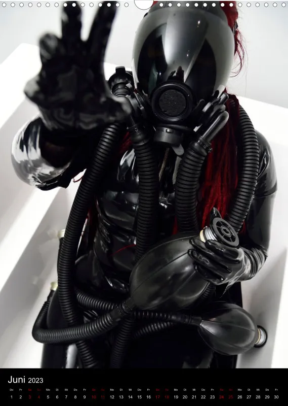 Gasmask Goddes A4 hoch