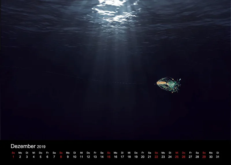 2019 (Design 16') Wandkalender mit schwarzem Kalendarium