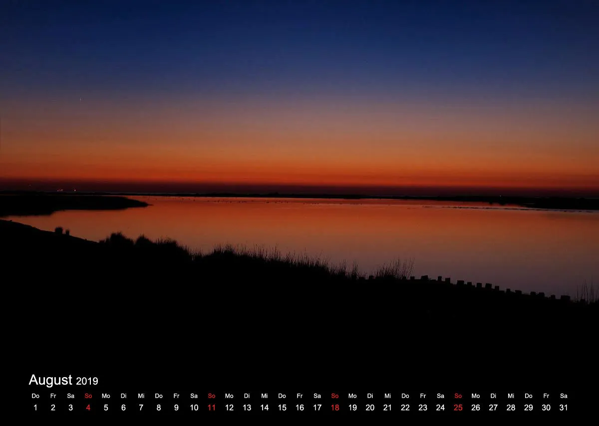 2019 (Design 15') Wandkalender mit schwarzem Kalendarium