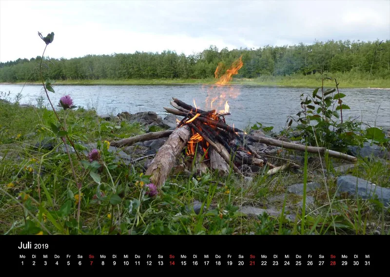 2019 (Design 15') Wandkalender mit schwarzem Kalendarium