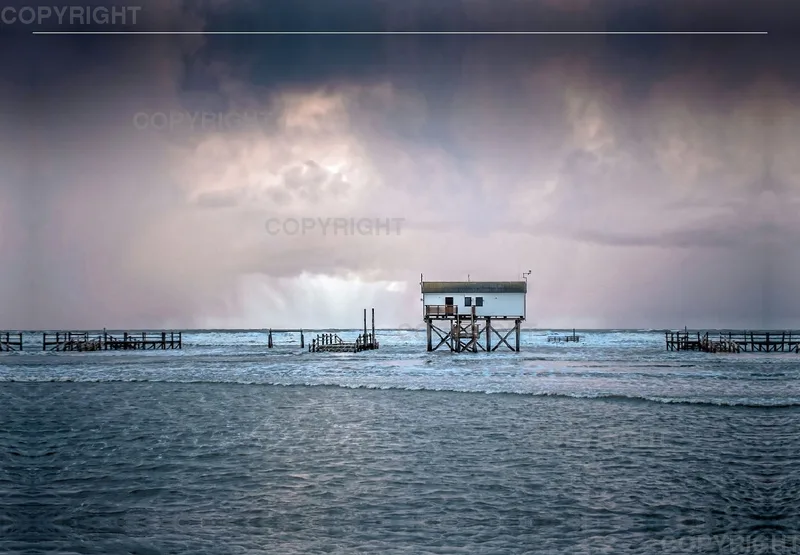 Foto-Leinwand (45x30cm) / Stelzenhaus