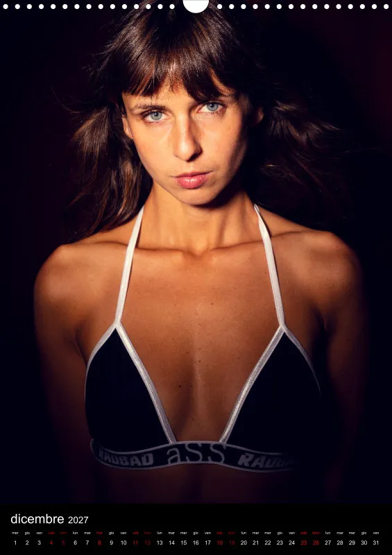 Microbikinis Calendar 2027 IT