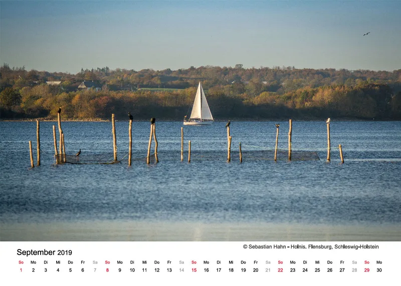Monatskalender auf hellem Hintergrund A5
