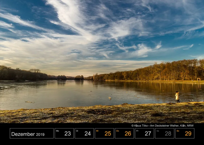 Wochenkalender auf schwarzem Hintergrund A3