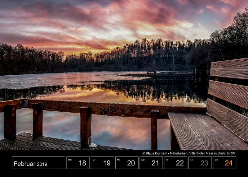 Wochenkalender auf schwarzem Hintergrund A3