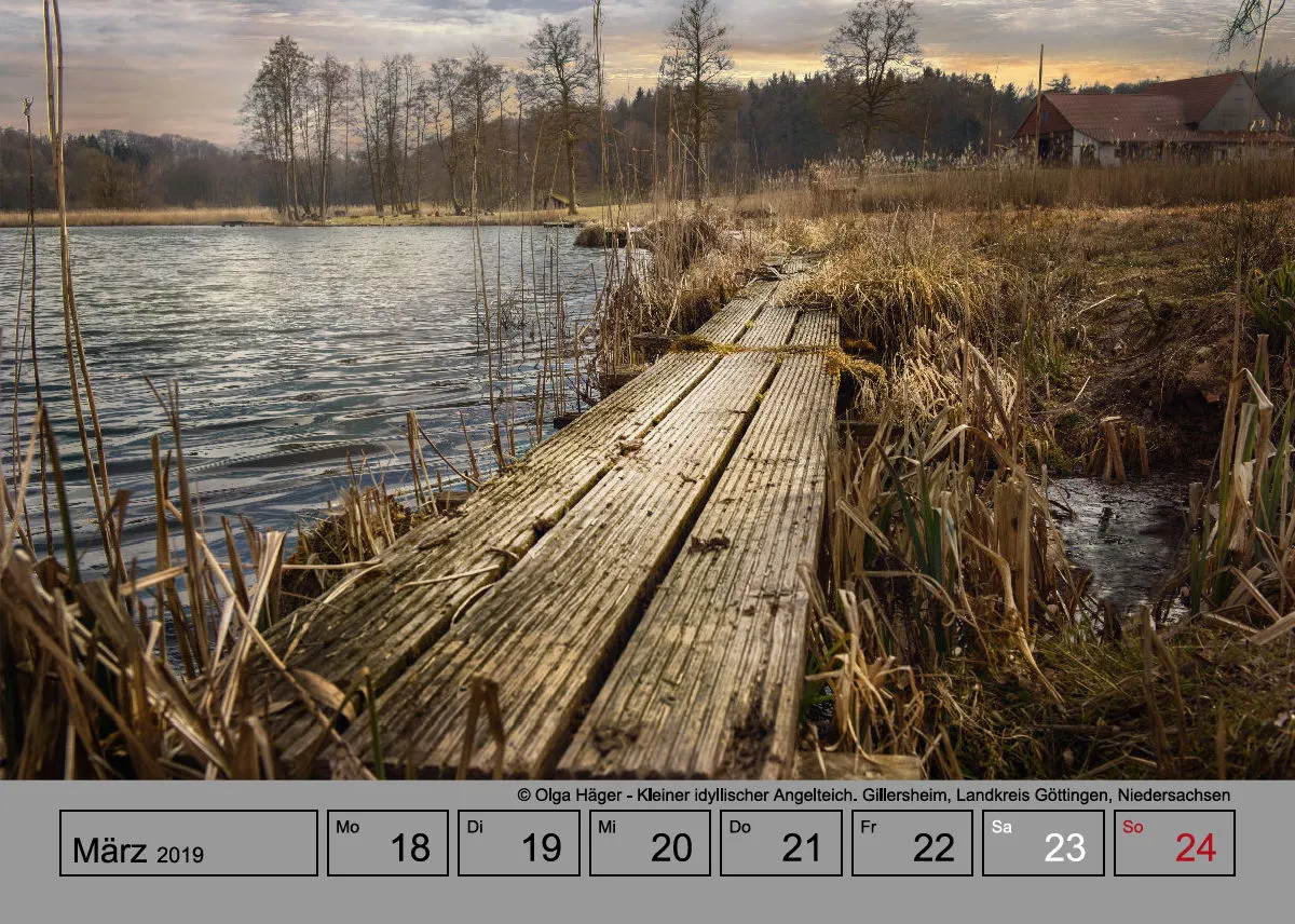 Tisch-Wochenkalender auf grauem Hintergrund A5