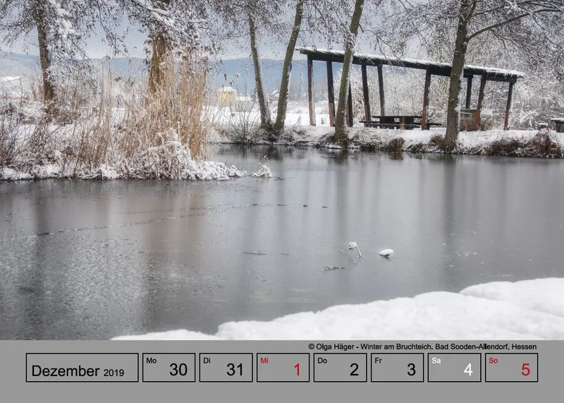 Tisch-Wochenkalender auf grauem Hintergrund A5