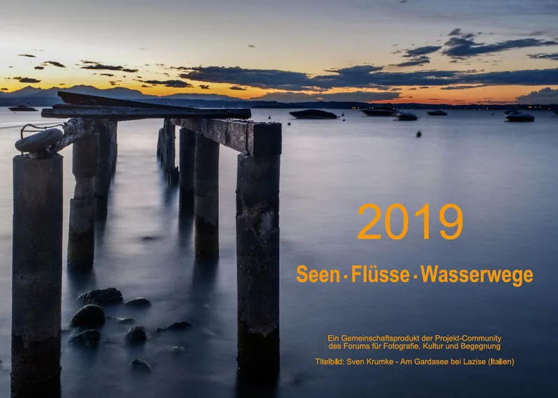 Wochenkalender auf grauem Hintergrund A4
