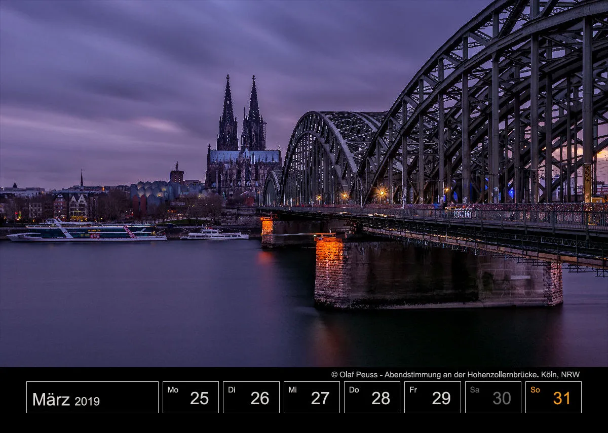 Wochenkalender auf schwarzem Hintergrund A4