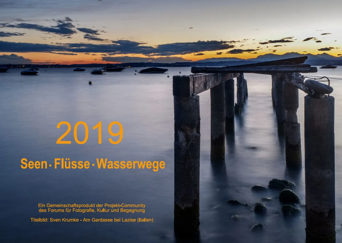 Wochenkalender auf schwarzem Hintergrund A3
