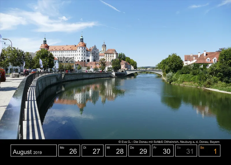 Tisch-Wochenkalender auf schwarzem Hintergrund A5