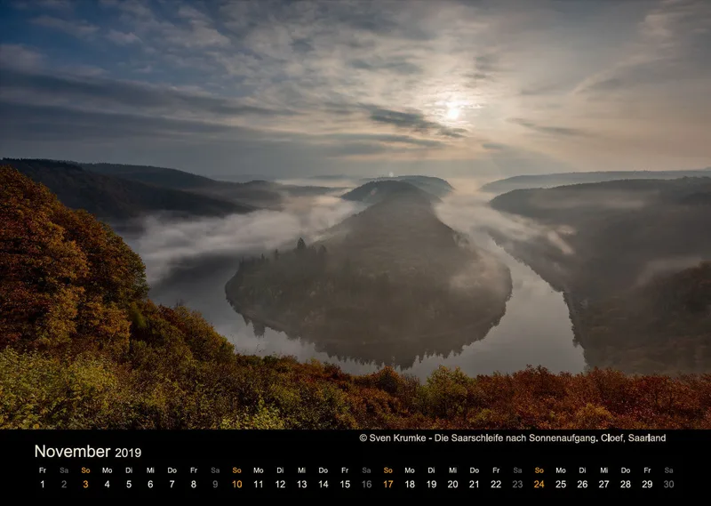 Monatskalender auf schwarzem Hintergrund A3 /