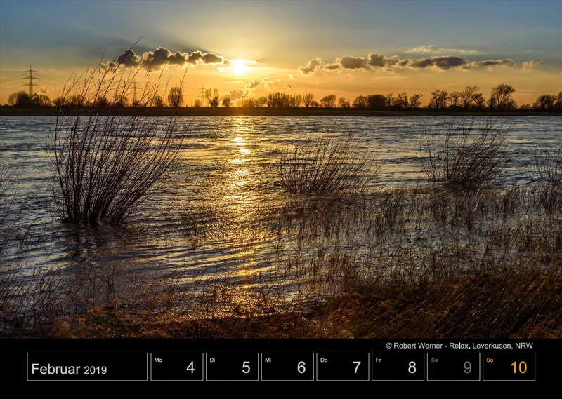 Wochenkalender auf schwarzem Hintergrund A3