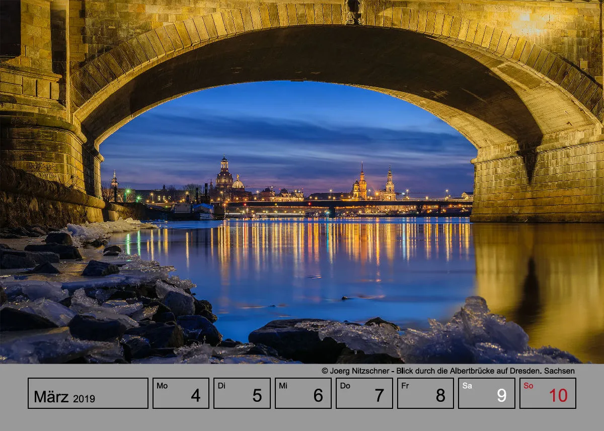 Tisch-Wochenkalender auf grauem Hintergrund A5