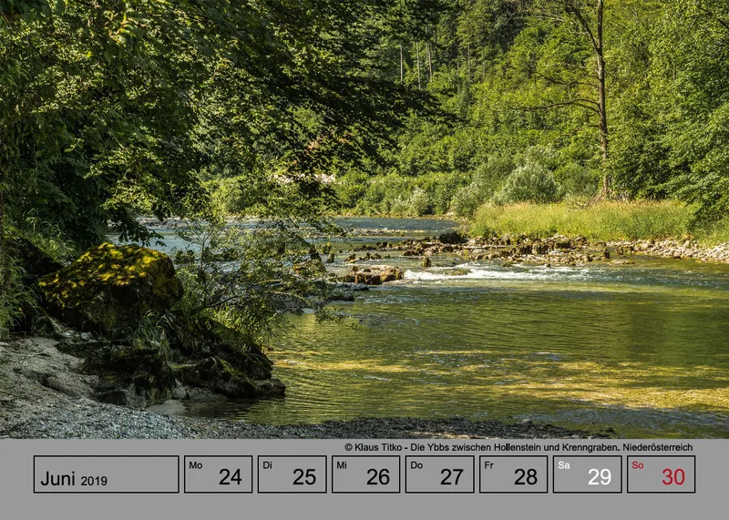 Tisch-Wochenkalender auf grauem Hintergrund A5