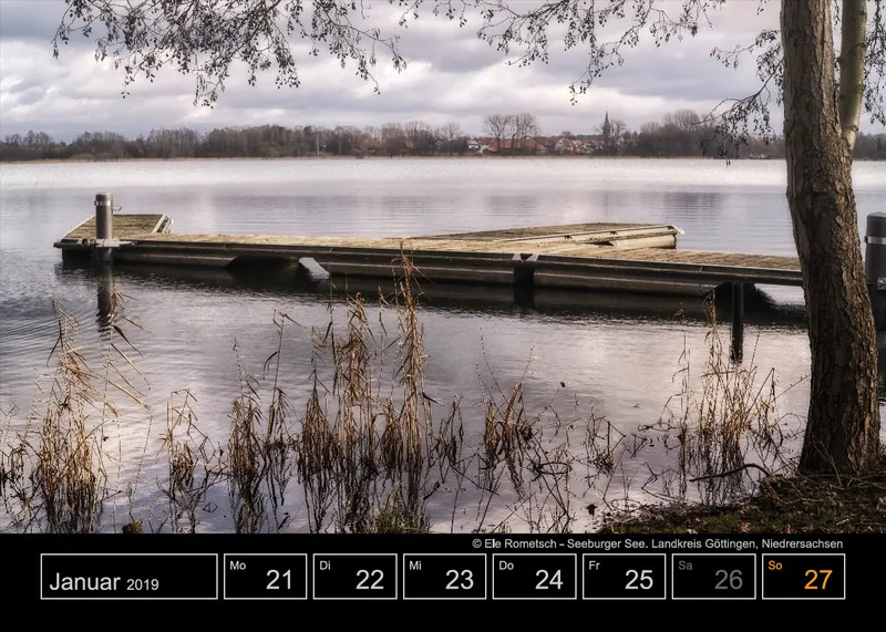 Tisch-Wochenkalender auf schwarzem Hintergrund A5