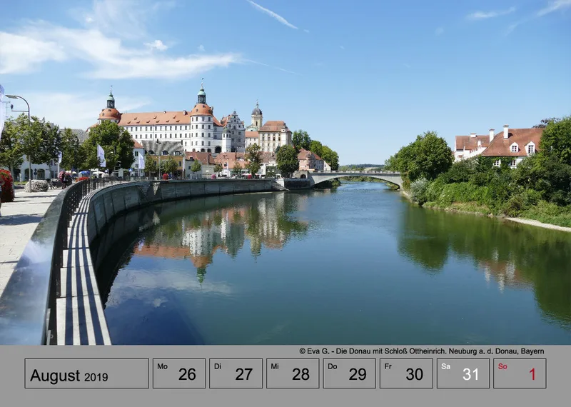 Wochenkalender auf grauem Hintergrund A4