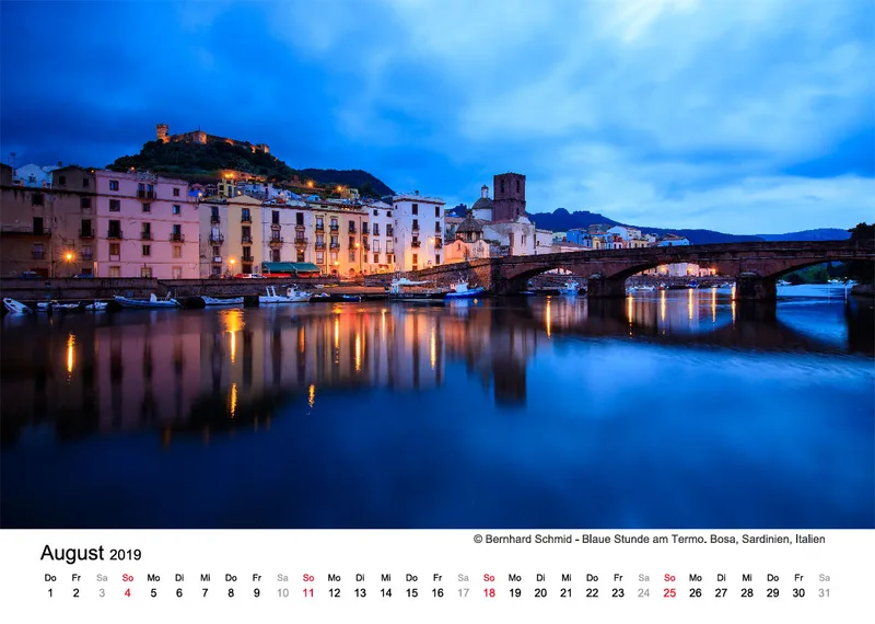 Monatskalender auf hellem Hintergrund A4