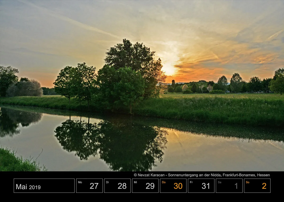 Wochenkalender auf schwarzem Hintergrund A3