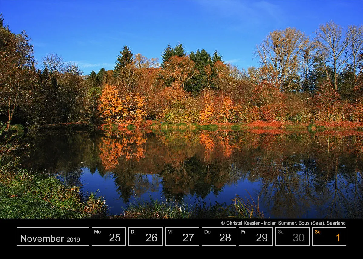 Tisch-Wochenkalender auf schwarzem Hintergrund A5