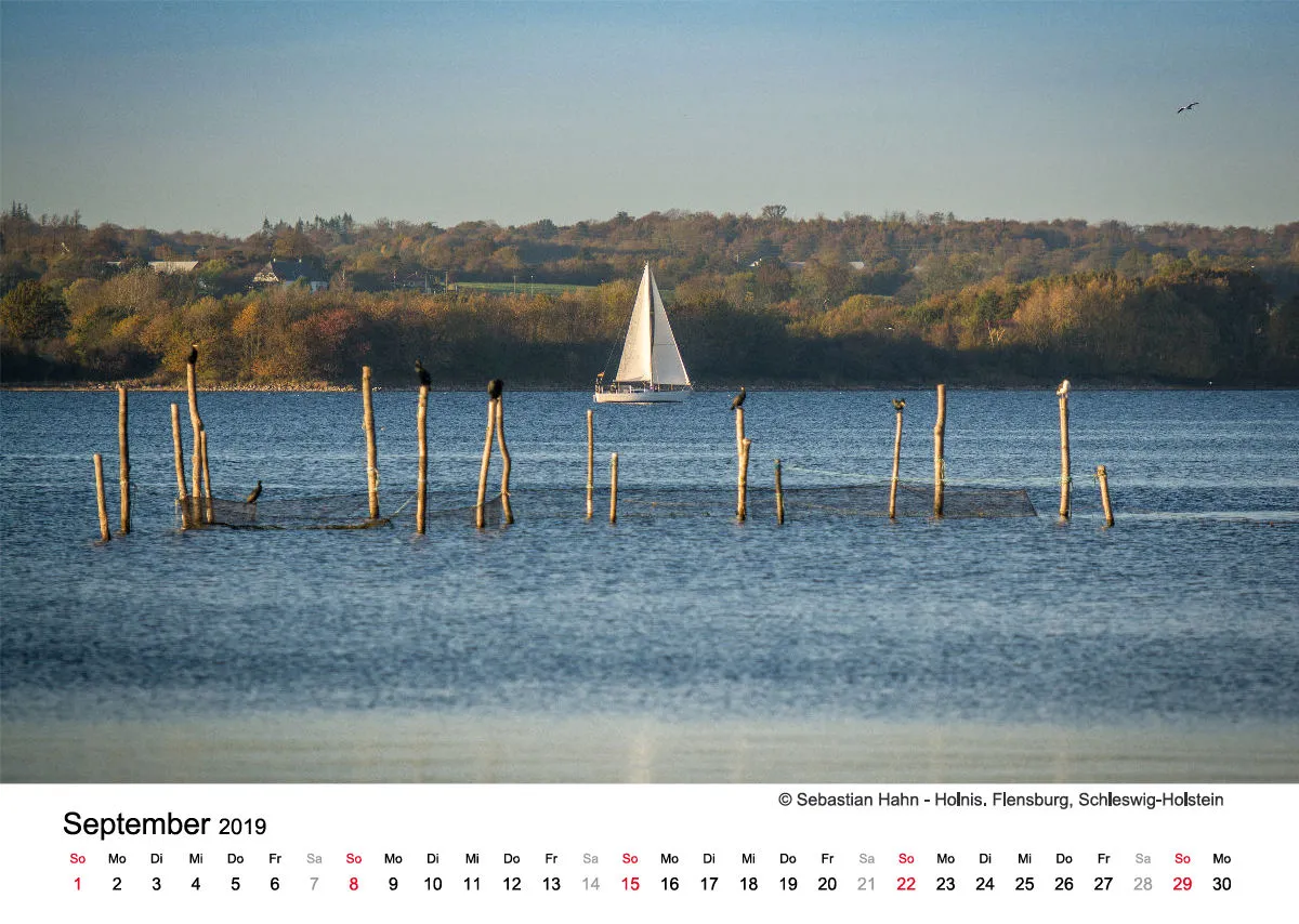 Monatskalender auf hellem Hintergrund A3