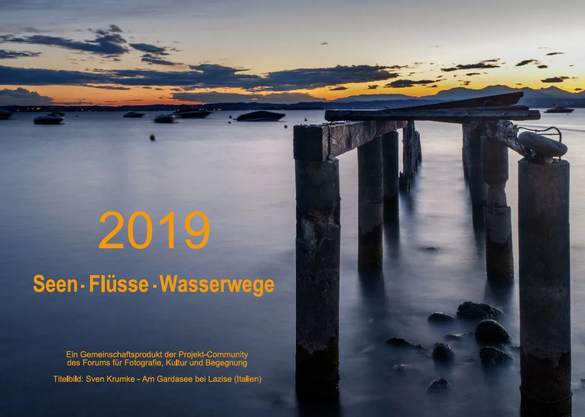 Wochenkalender auf schwarzem Hintergrund A4
