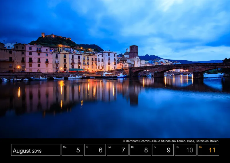 Wochenkalender auf schwarzem Hintergrund A3