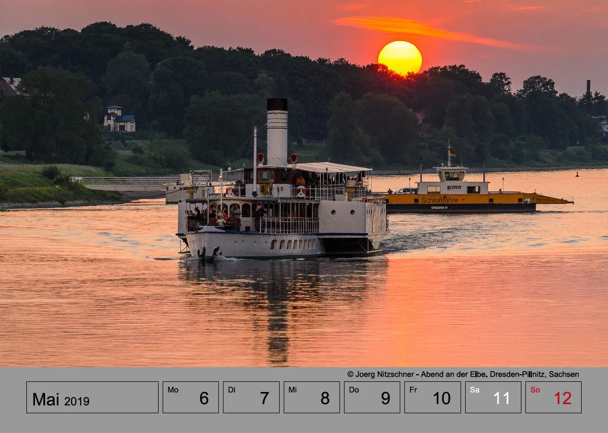 Wochenkalender auf grauem Hintergrund A4