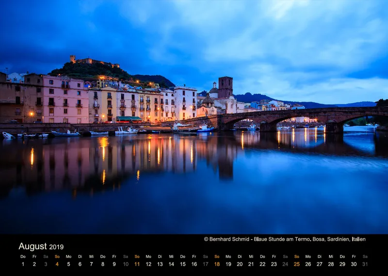 Monatskalender auf schwarzem Hintergrund A3 /
