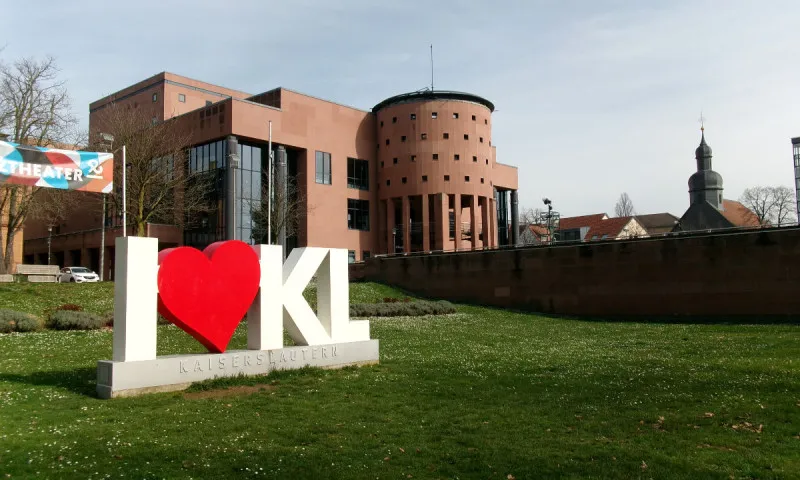 Sofakissen I love Kaiserslautern Kunstskulpturen