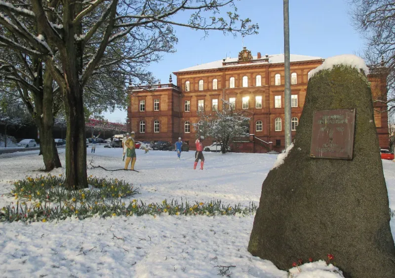 Puzzle Fußball-Figuren im Schnee