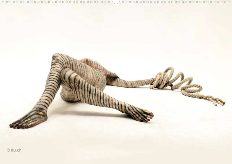 STRANGERS / BODYPAINTING & PHOTOGRAPHY FRU.CH
