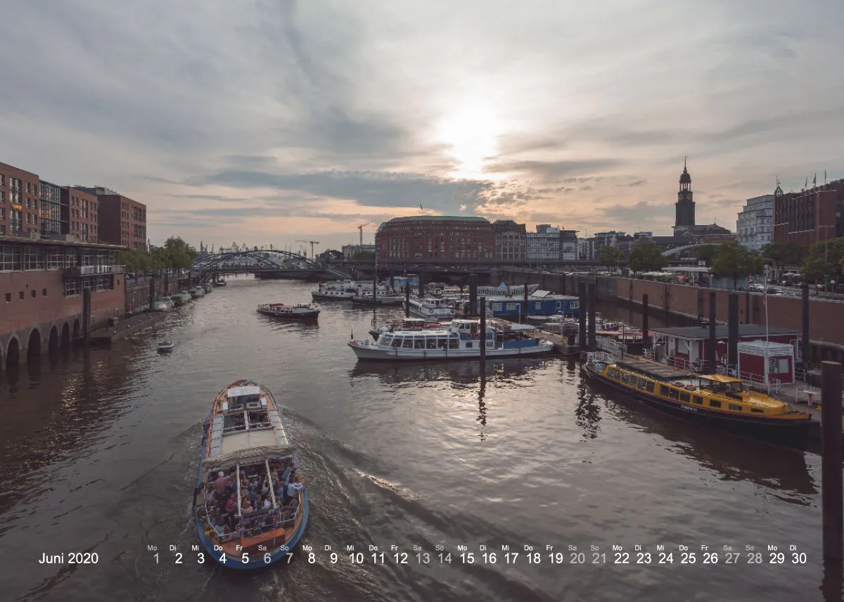 HAMBURG - IN LOVE WITH THE CITY 2020 - A5 Tischkalender