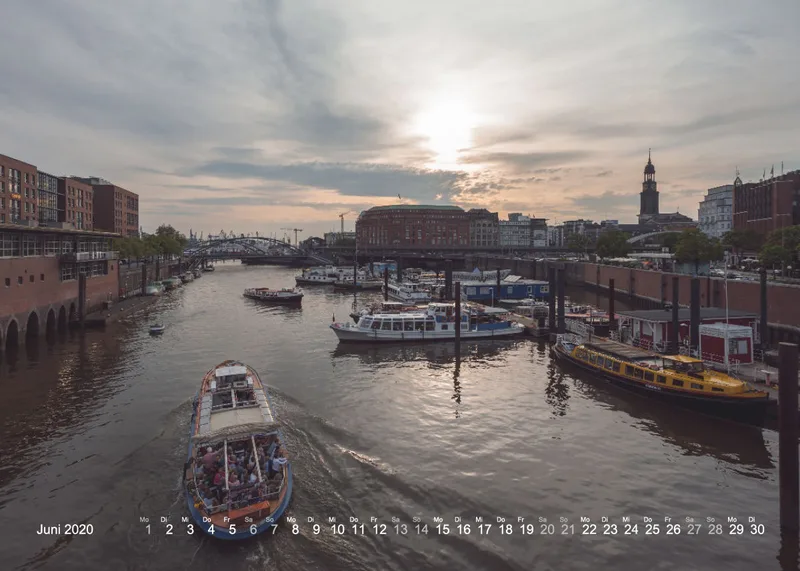 HAMBURG - IN LOVE WITH THE CITY 2020 - A5 Tischkalender