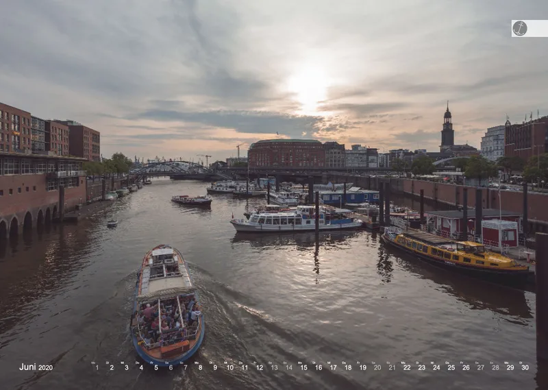 HAMBURG - IN LOVE WITH THE CITY 2020 - A3 Wandkalender