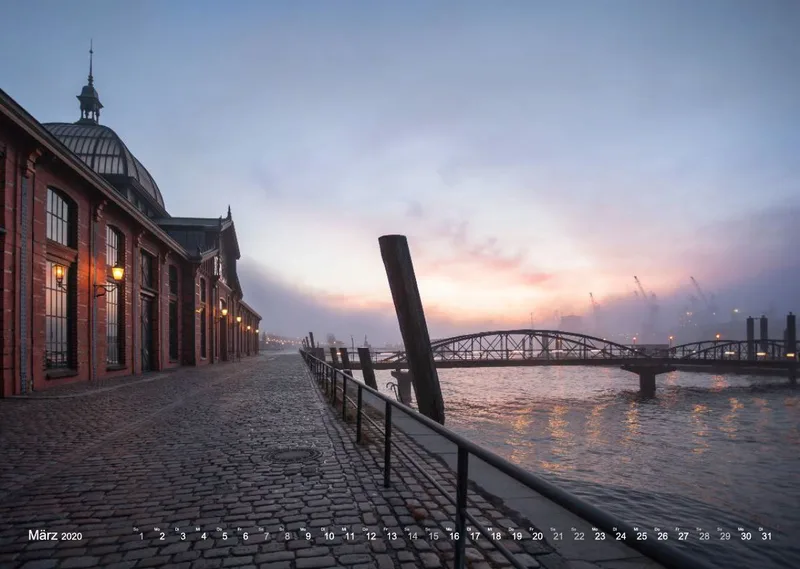 HAMBURG - IN LOVE WITH THE CITY 2020 - A3 Wandkalender