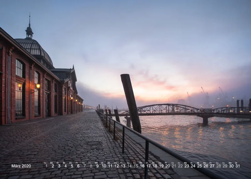 HAMBURG - IN LOVE WITH THE CITY 2020 - A5 Tischkalender
