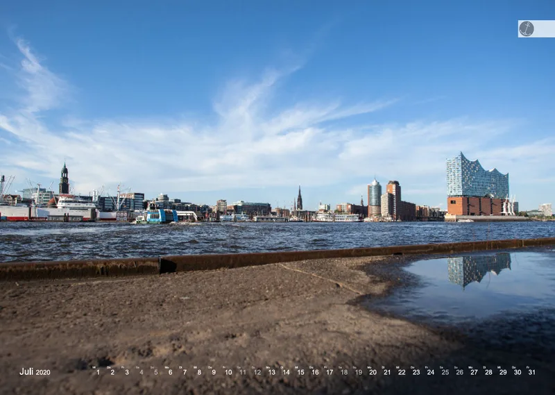HAMBURG - IN LOVE WITH THE CITY 2020 - A3 Wandkalender