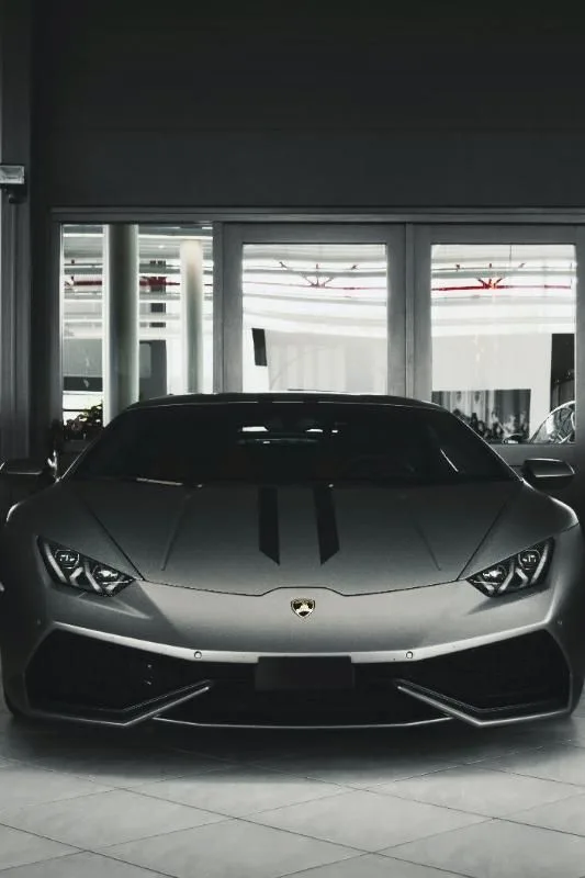 Grey Lamborghini Huracan