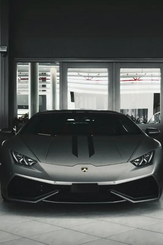 Grey Lamborghini Huracan